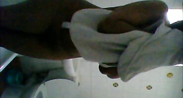 sex không mặc quần lót Làm sạch cô gái phim sex vietsub mới cho ass và âm hộ.